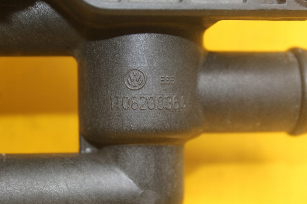 Elektrozdór Audi Q7 4L VW Touareg 1T0820036C Valve Heater Valve Product image