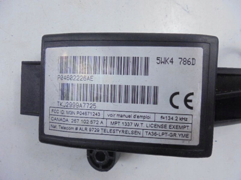 CHRYSLER 300M IMMOBILIZER LOOP MODULE P04602226AE Product image