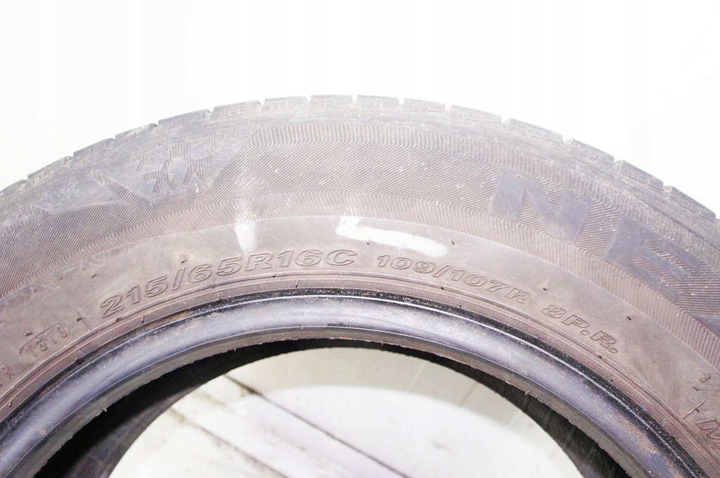 QA036 Mercedes Sprinter W906 $ Nexen Winguard WT1 ελαστικό 215/65R16 19R Product image