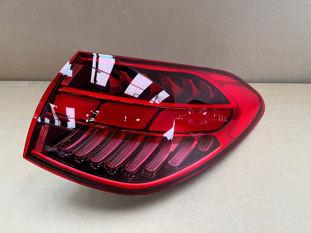 Mercedes C Class Combi 2021-2024 W206 Lable LED LAMPS Original SET Product image
