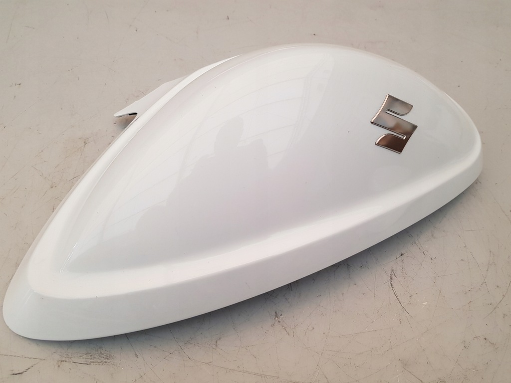 Θωρακική ασπίδα αριστερή πλευρά Baczy Suzuki SFV 650 Gladius 09-15 Καλύψτε τη δεξαμενή Product image