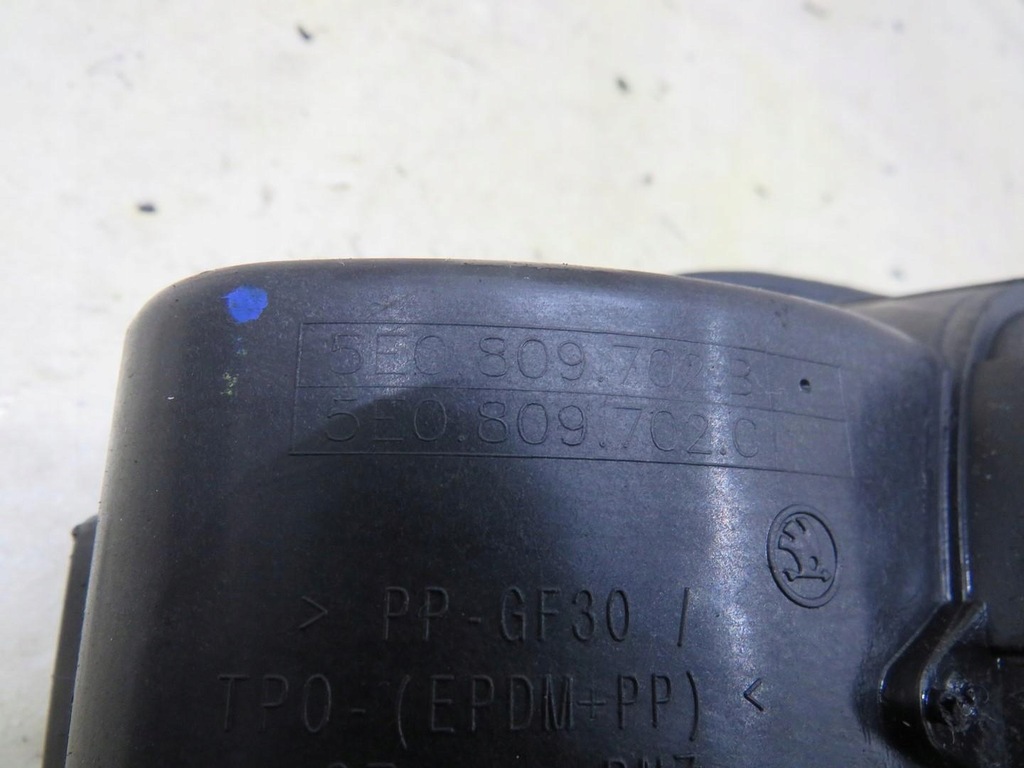 FLAP FILLER ΚΑΥΣΙΜΟΥ LQ5X OCTAVIA III 3 5E0809702B Product image