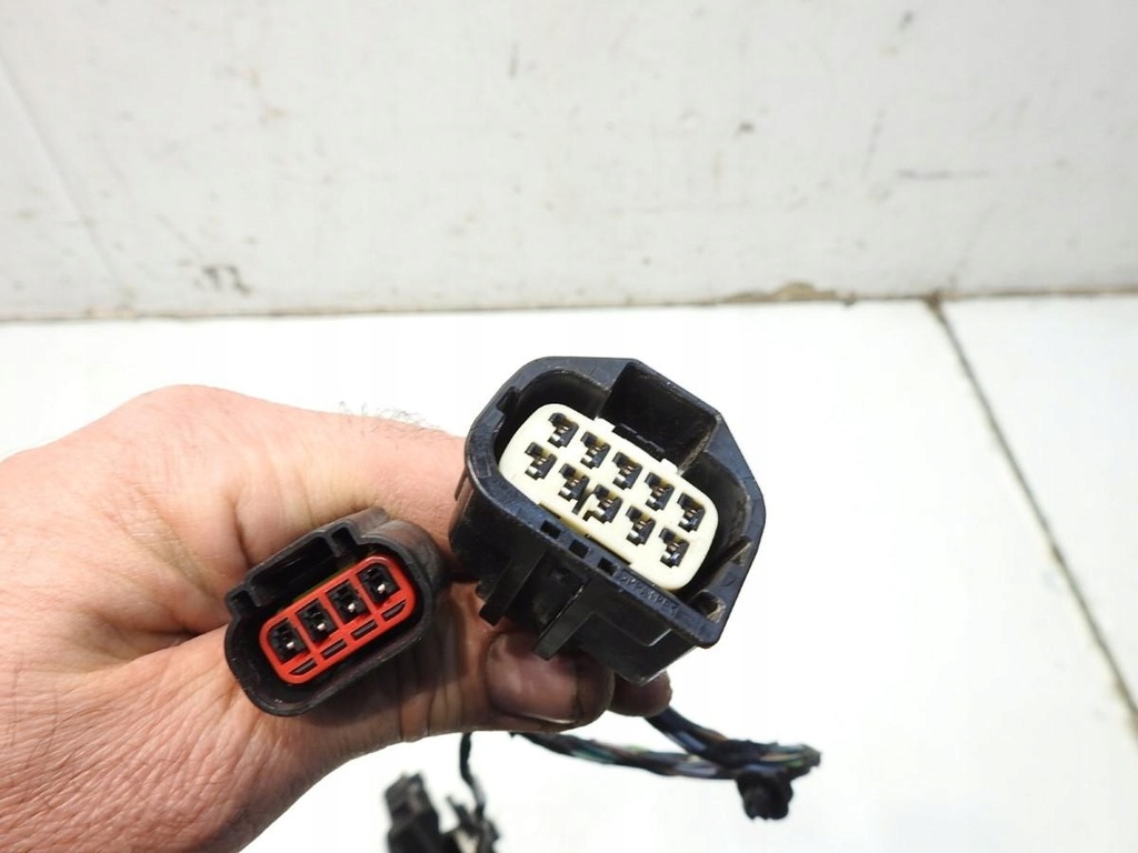 ΛΑΒΗ ΠΟΡΤΑΣ ΑΡΙΣΤΕΡΑ ΜΠΡΟΣΤΑ G6 FORD MONDEO MK4 IV LIFT 6G9T-14A631-AF Product image
