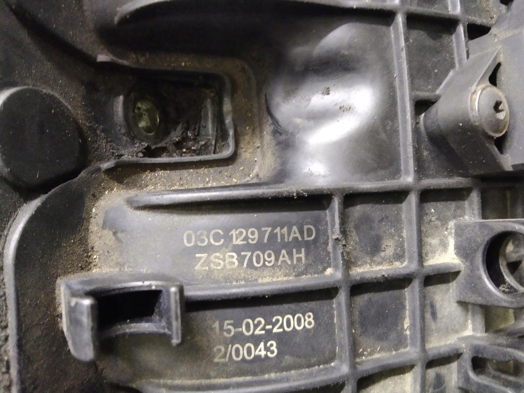 VW AUDI SKODA 1.4 TSI INDUCTION MANIFOLD 03C129711AD Product image