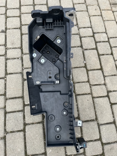 BATTERY BASE GLADIATOR 3.0 CRD WRANGLER 3.0 CRD 68275852AE Product image