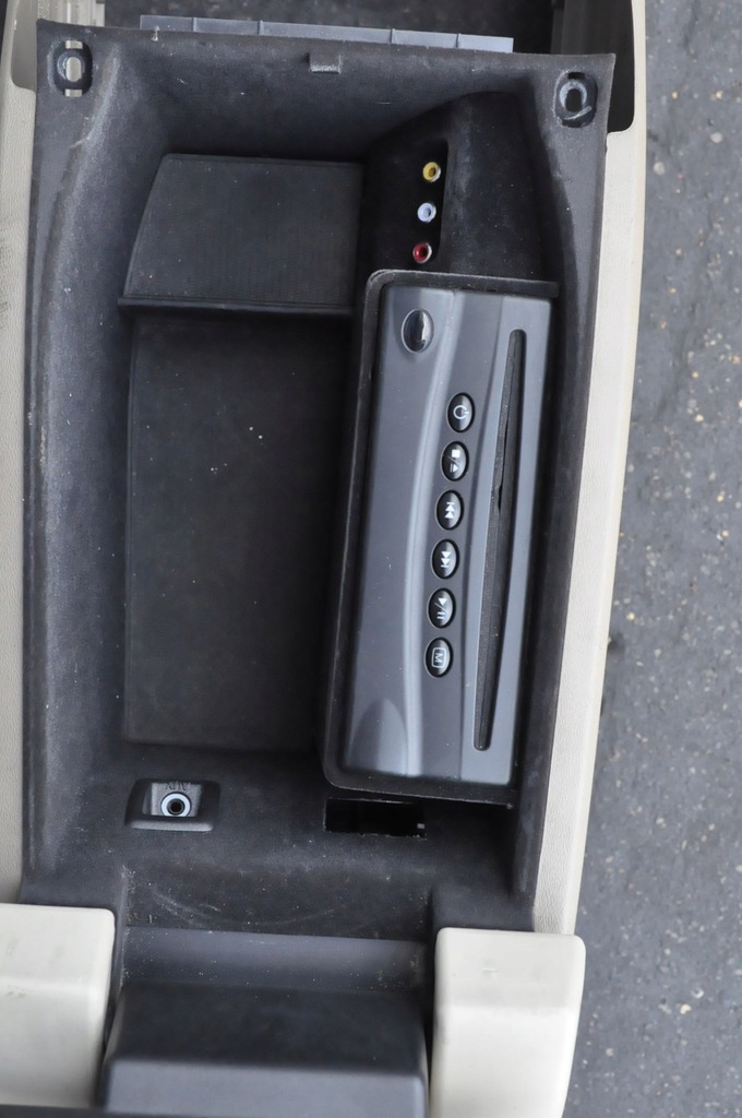 VOLVO XC70 II V70 III KOMPLET FOTELI FOTELE SIEDZENIA WENTYLOWANE Z DVD Product image