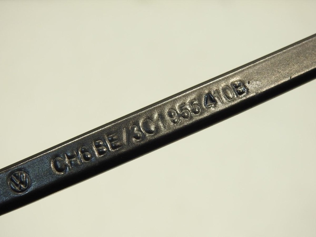 ΜΠΡΑΣΙΟΝ ΥΑΛΟΚΑΛΥΣΤΗΡΩΝ ΔΕΞΙ VW PASSAT B6 LIFT 3C1955410B Product image