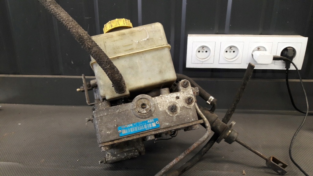 4684130110 Κεντρικός κύλινδρος Land Rover Range II 4.6 Product image
