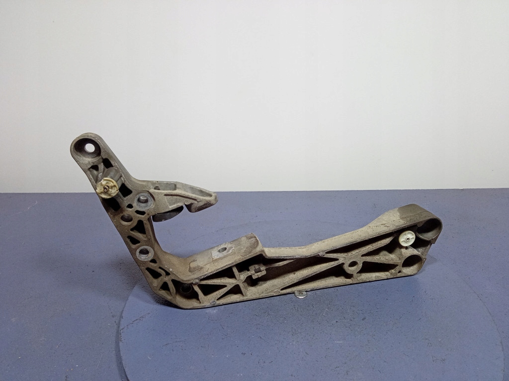 BMW 4 G22 G23 G20 XDRIVE ΣΤΗΡΙΞΗ ΚΙΒΩΤΙΟΥ ΤΑΧΥΤΗΤΩΝ PAW VTG 9485312 Product image