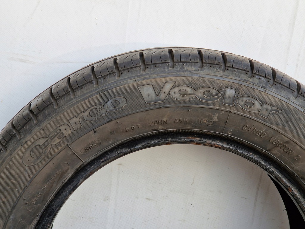 TIRE GOODYEAR CARGO VECTOR TIRES 205/65R16C Product image