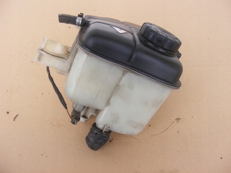 ΔΟΧΕΙΟ ΨΥΚΤΙΚΟΥ MERCEDES W220 2205000049 Product image