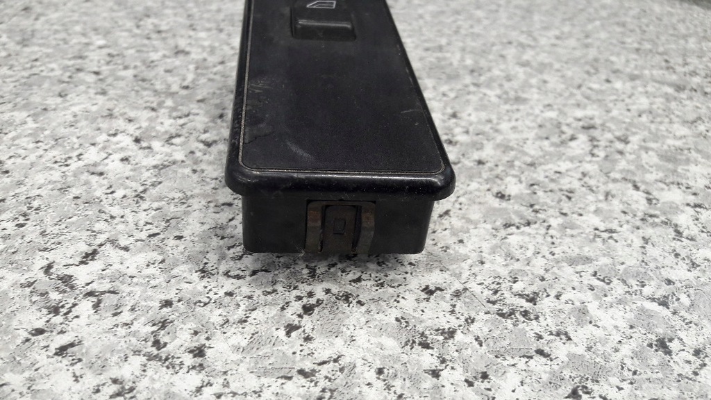 03458044 διακόπτης μπροστινού παραθύρου volvo 940 944 Product image
