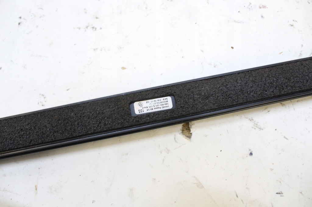 VW Passat B8 αριστερή ράγα οροφής 3G9860025Q Product image
