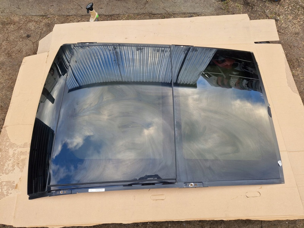 Mercedes GLC 254 Panorama Roof Sunroof Product image