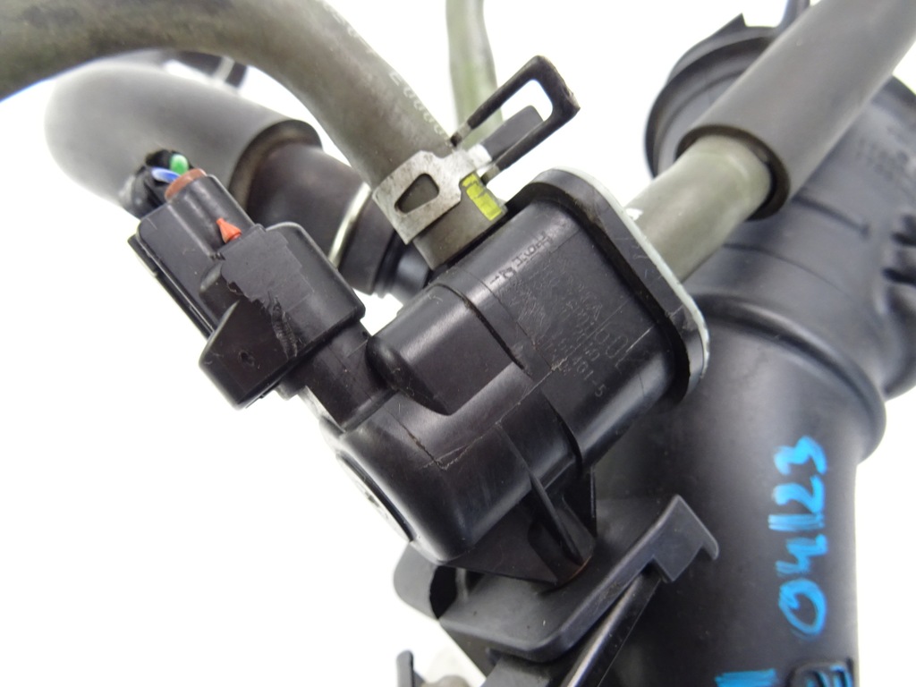 YARIS III 1.5 HYBRID VACUUM HHOES SENSOR 17880-0M090 90910-TC001 Product image