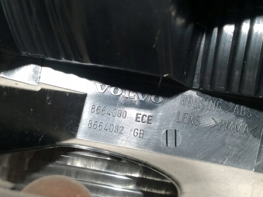 ΠΙΣΩ ΦΩΣ ΔΕΞΙΟ VOLVO S60 ( 00-10 ) 8664080 8664082 153838 SEDAN Product image