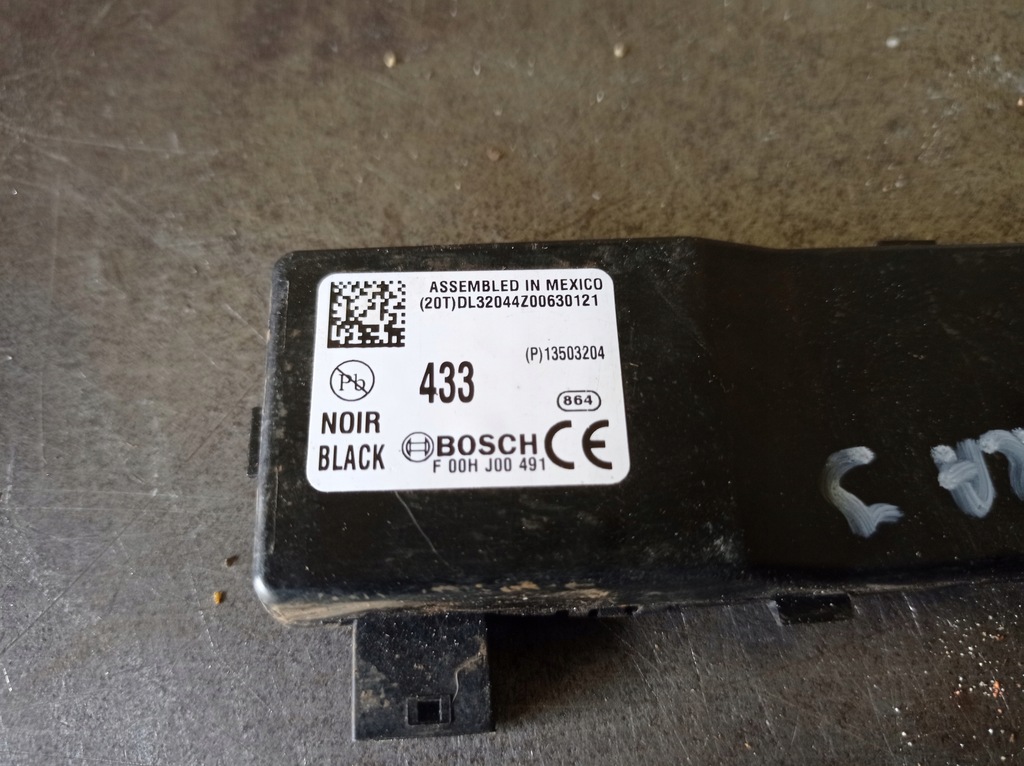OPEL ASTRA IV J - LOCK MODULE 13503204 Product image