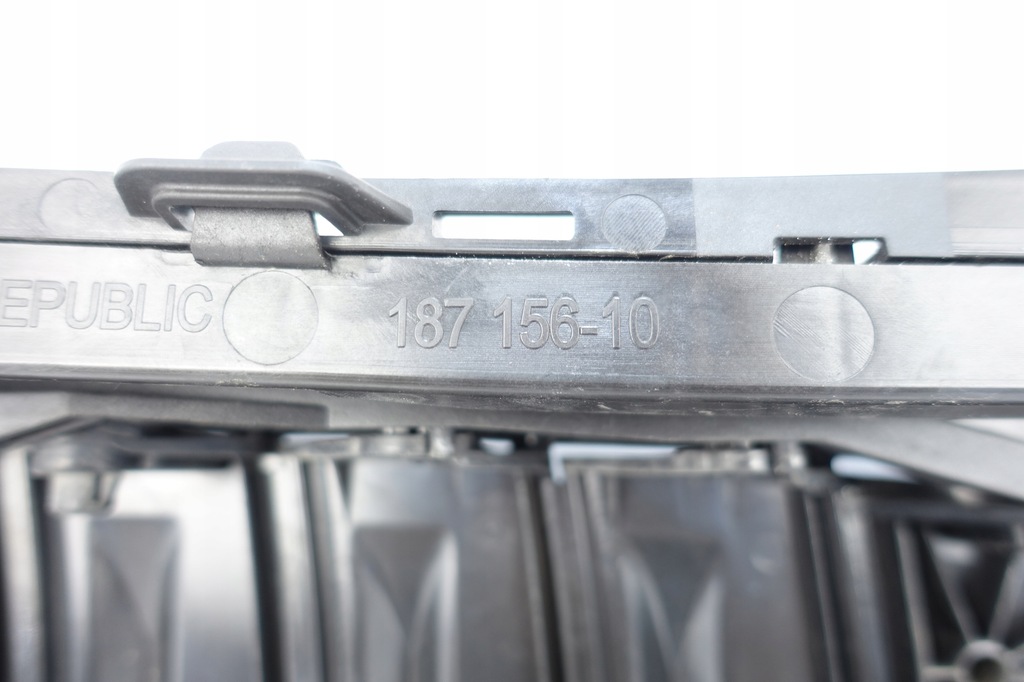 BMW 8 G14 G15 G16 Μπλε εισδοχή αέρα μπροστά 187156-10 Product image