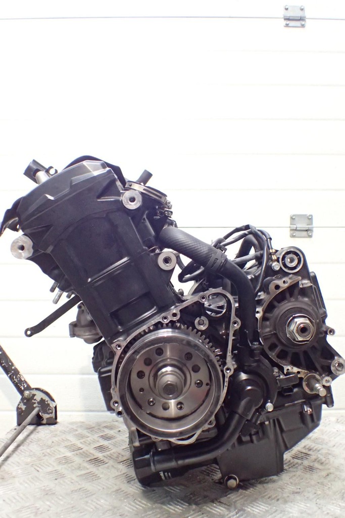 Βίντεο εγγύησης Kawasaki Z900 17-18 Engine 5976km Product image