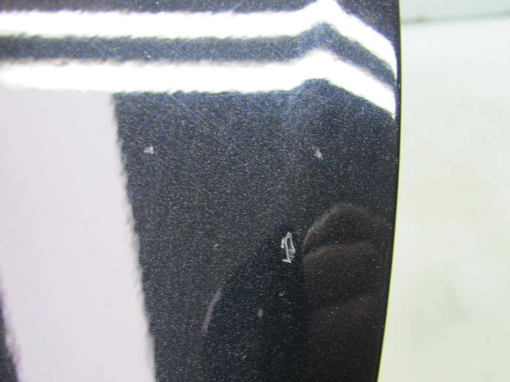 CEED III 20R HTB FUEL FOLER FLAP 1K 31038-M6000 Product image