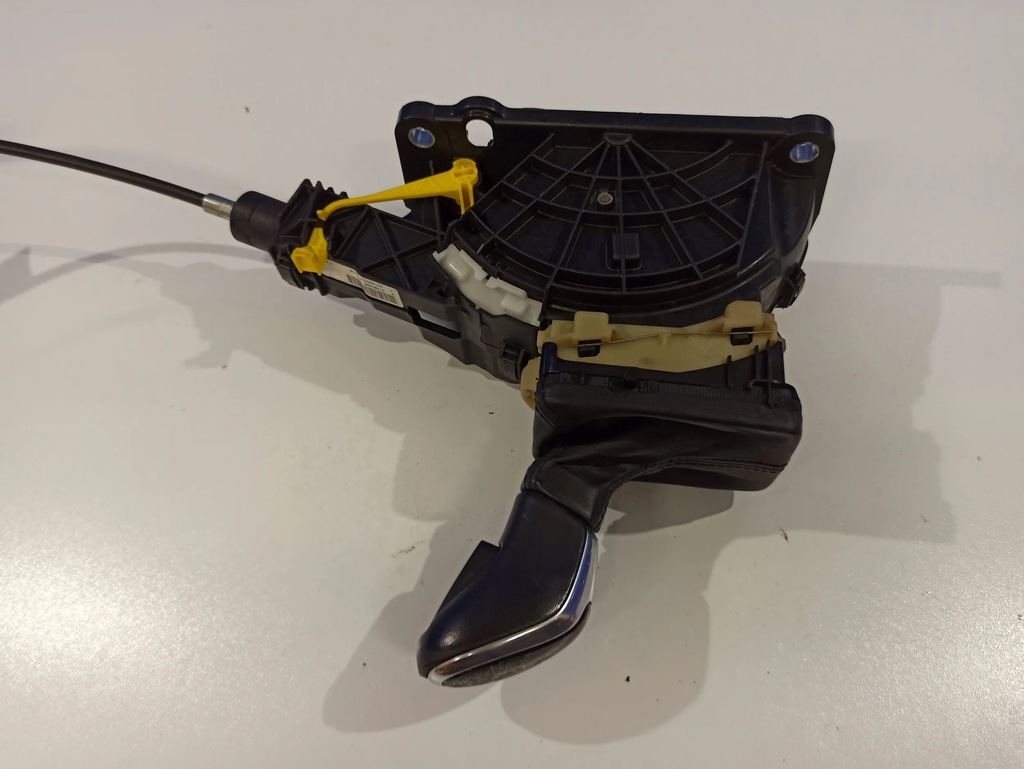 Volvo S60 2015 Jacks and shifters Product image