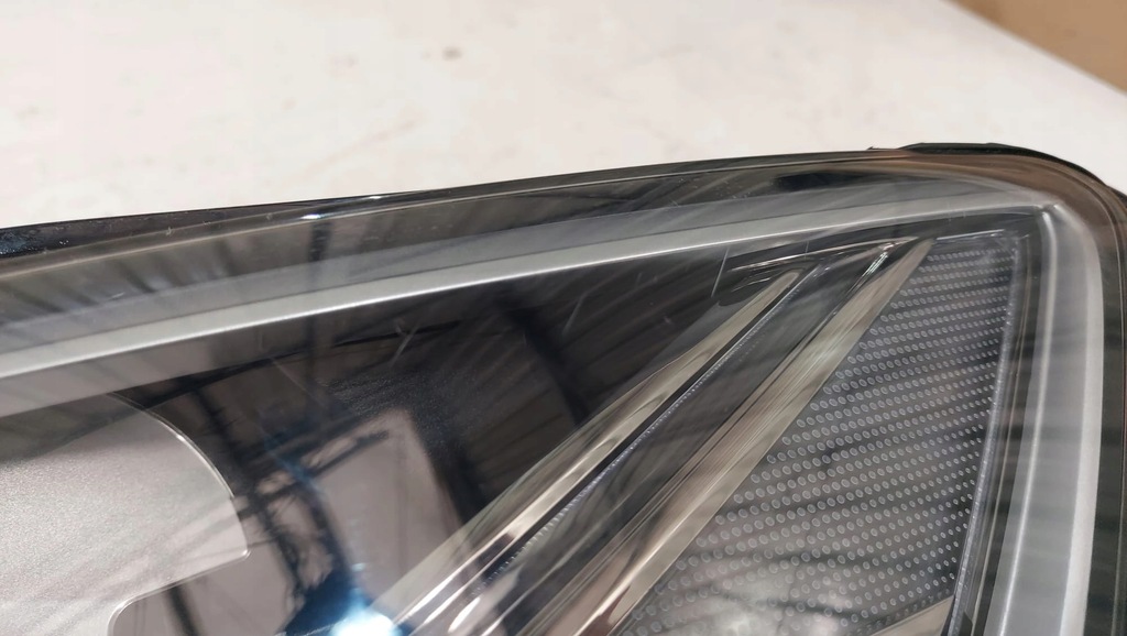 AUDI A6 4G ΜΠΡΟΣΤΙΝΟ ΦΩΤΙΣΤΙΚΟ ΑΡΙΣΤΕΡΟ LED MATRIX 4G0941035 Product image