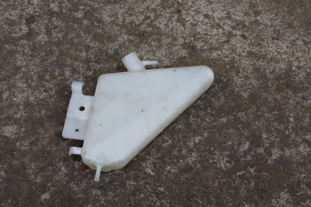 ΔΕΞΑΜΕΝΗ ΝΕΡΟΥ GSXR 600 750 GSX R K8 K9 Product image
