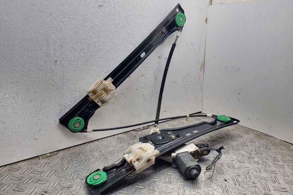 Αριστερά ανελκυστήρα αριστερού Winder BMW 3 Touring (E91) 6927028 2.0L Product image