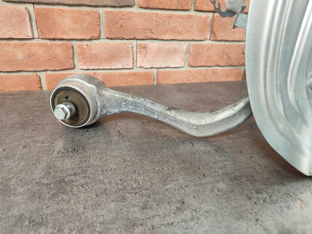 BMW G01 X3 G02 X4 Αριστερά πλήμνη Product image