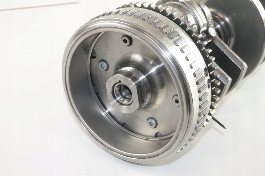 APRILIA TUONO 660 ΣΤΡΟΦΑΛΟΣ ΜΑΓΝΗΤΗΣ ΤΡΟΧΟΣ Product image