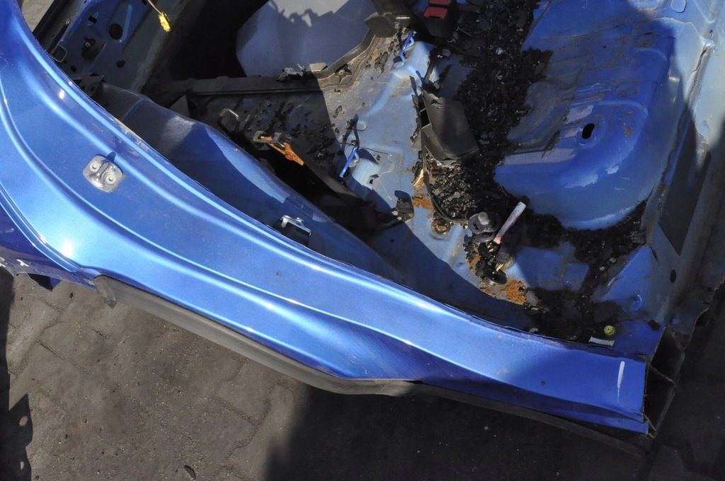FORD PUMA II MK2 ΟΛΟΚΛΗΡΟ ΜΠΑΝΙΟ ΠΙΣΩ ΖΩΝΗ ΑΡΙΣΤΕΡΟ ΔΕΞΙ ΤΕΤΑΡΤΗ Product image