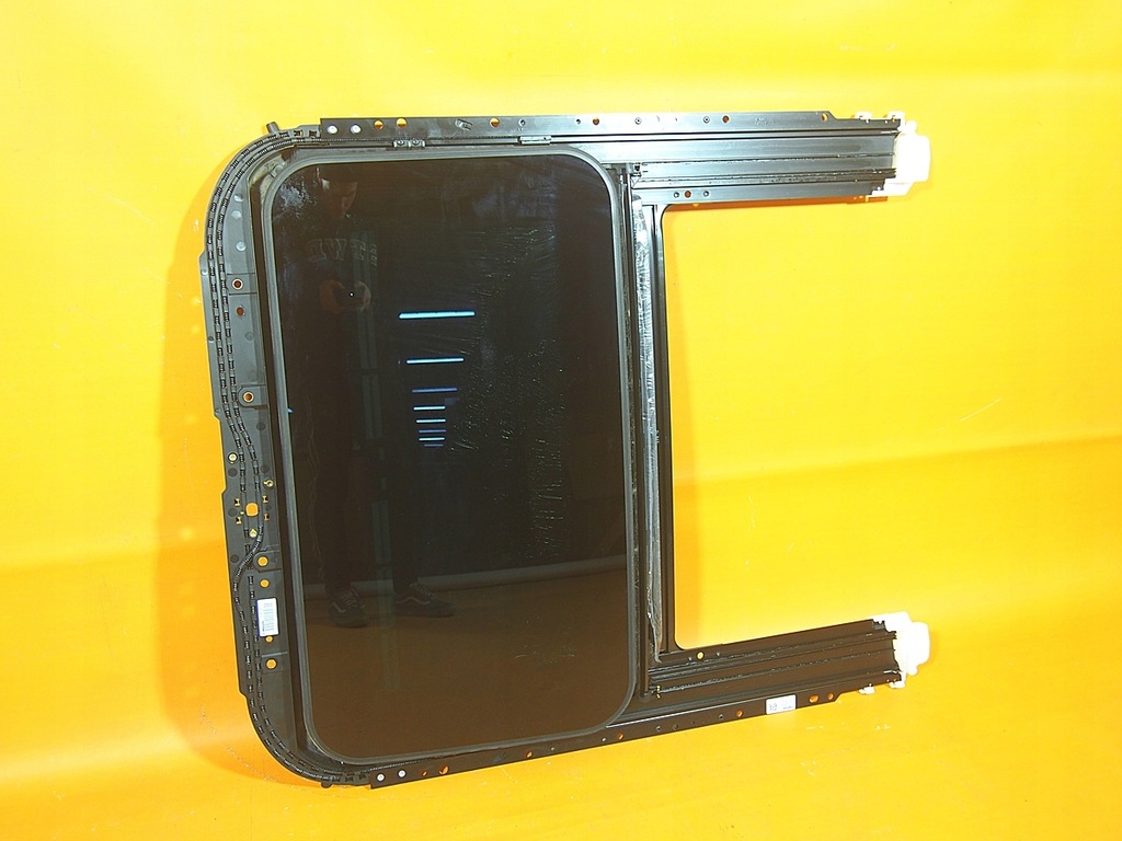 Audi A5 8T LIFT 50KM Sunroof Ρολό 8t8877041e Product image