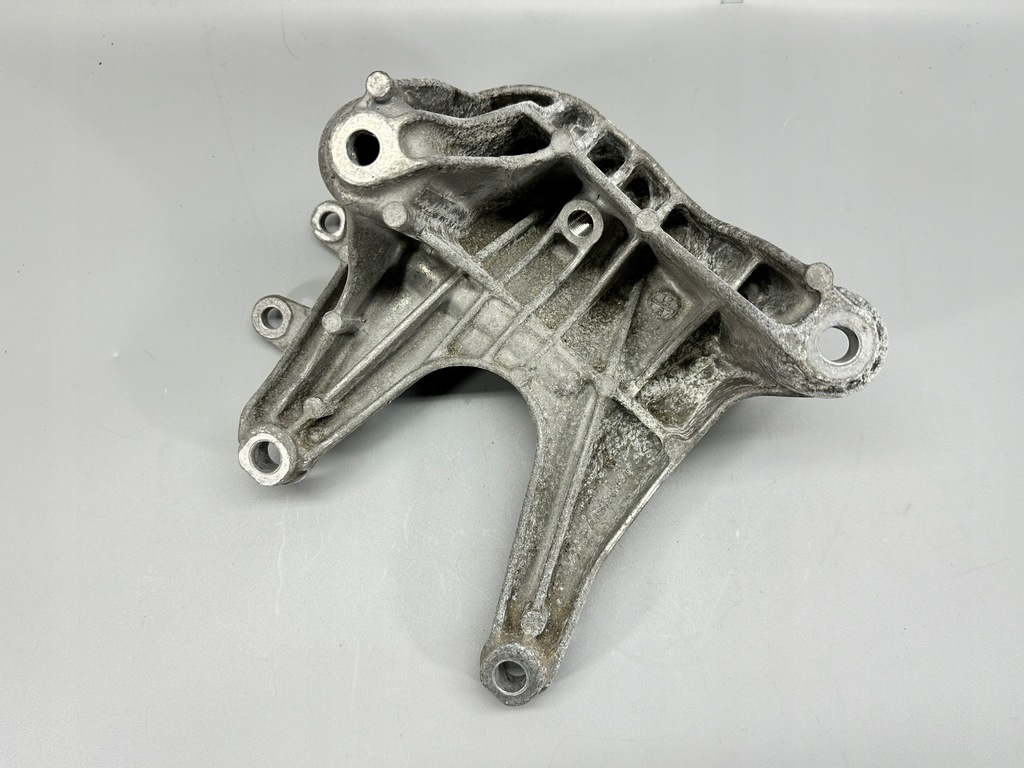 AUDI Q7 SQ7 Q8 SQ8 II 4M 4.0 TFSI ΔΕΞΙ Στήριγμα ΚΙΝΗΤΗΡΑ ΔΕΞΙ Product image