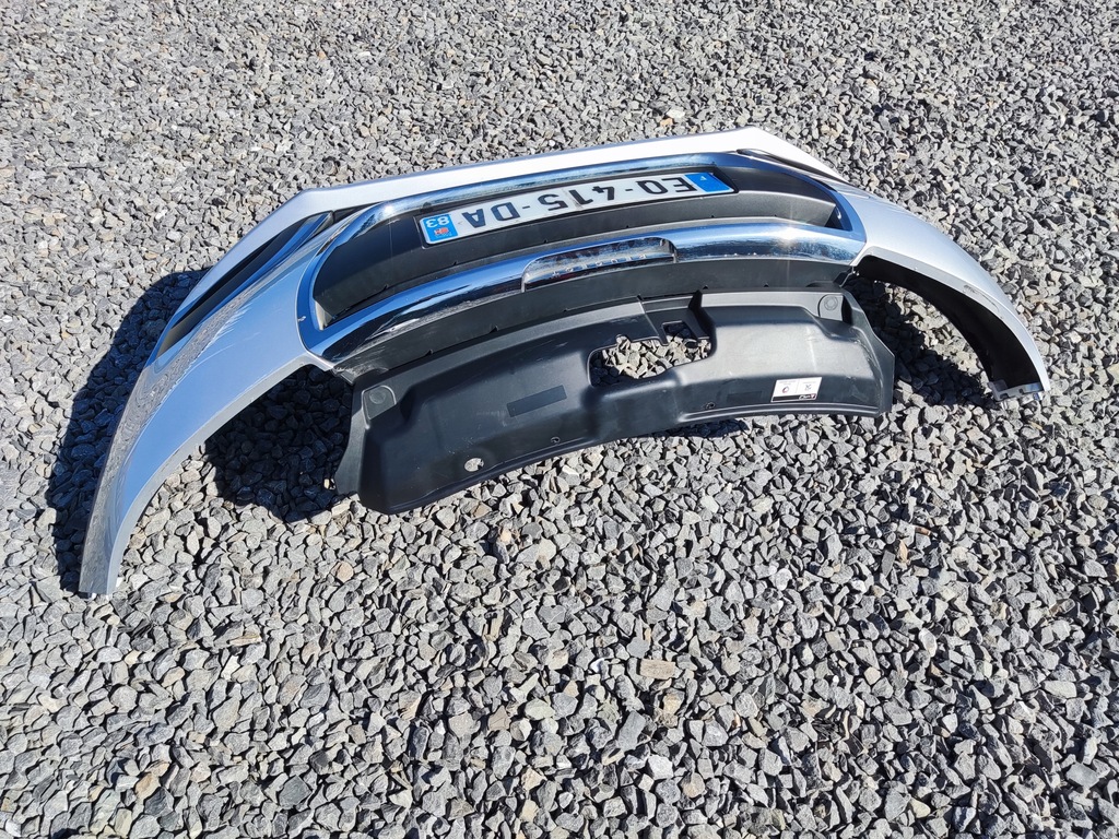 Μπροστινό προφυλακτήρα Πλήρης πλήρη Peugeot 208 και 2015-2019 ανελκυστήρα Product image