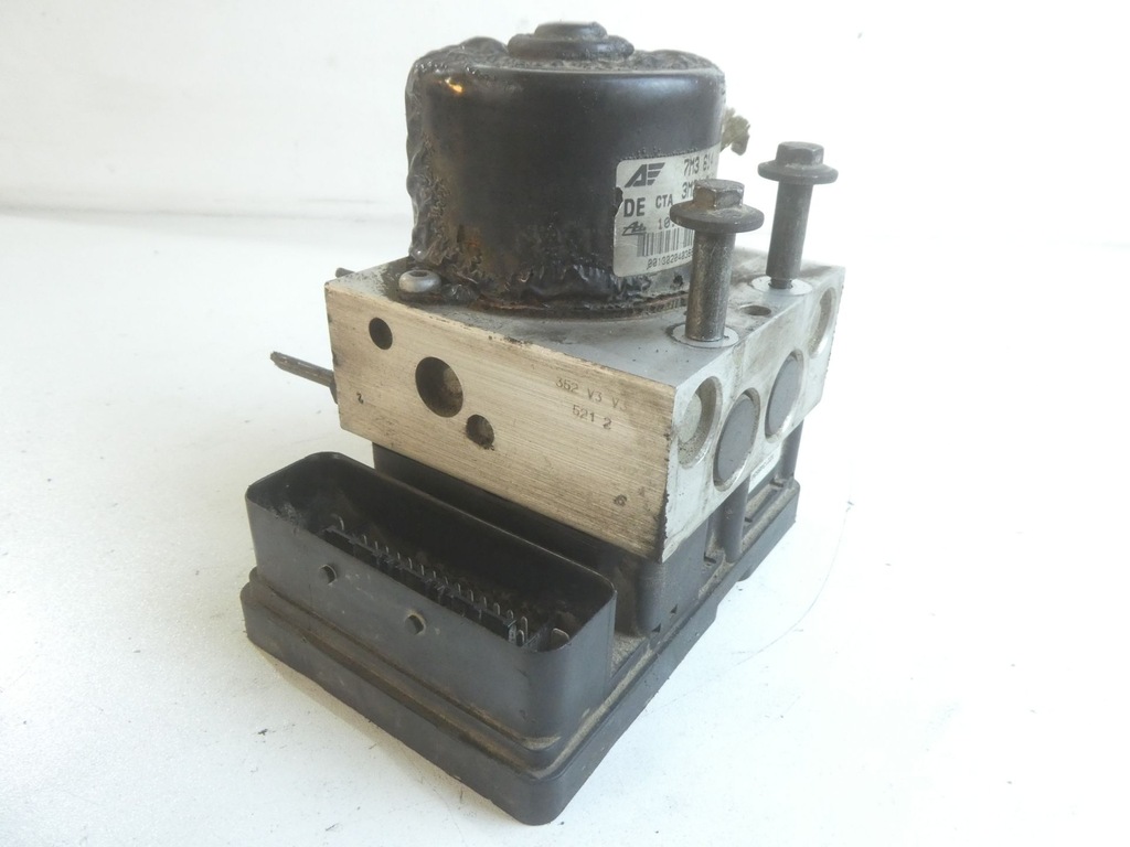 PUPP ABS VW SEAT ALHHMBRA 1.9TDI 7M3614111Q 7M3907379C Product image