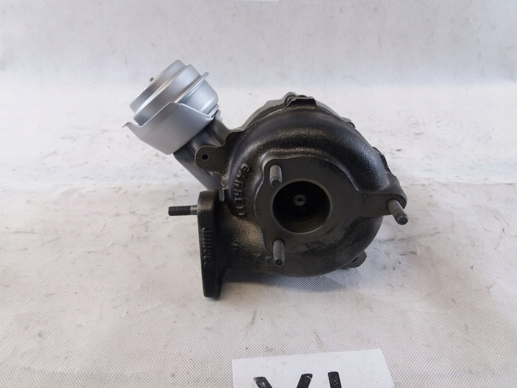 VW Passat 1.9 TDI 115 HP 028145702R TURBINE Product image