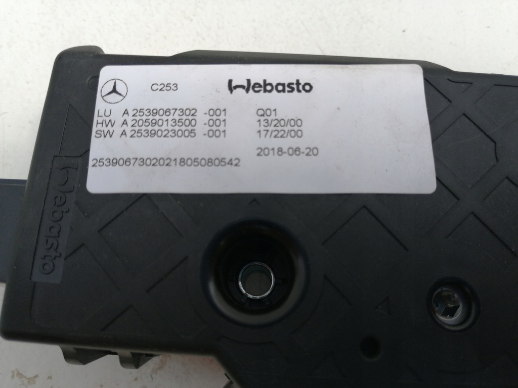 MERCEDES GLC 253 PANORAMA SUNROOF MOTOR A2539067302 A2539023005 Product image