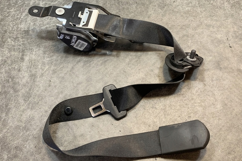 Μπροστινή ζώνη ασφαλείας Δεξιά BMW 5 (E60) 6065400 3.0L Βενζίνη 160kW Product image