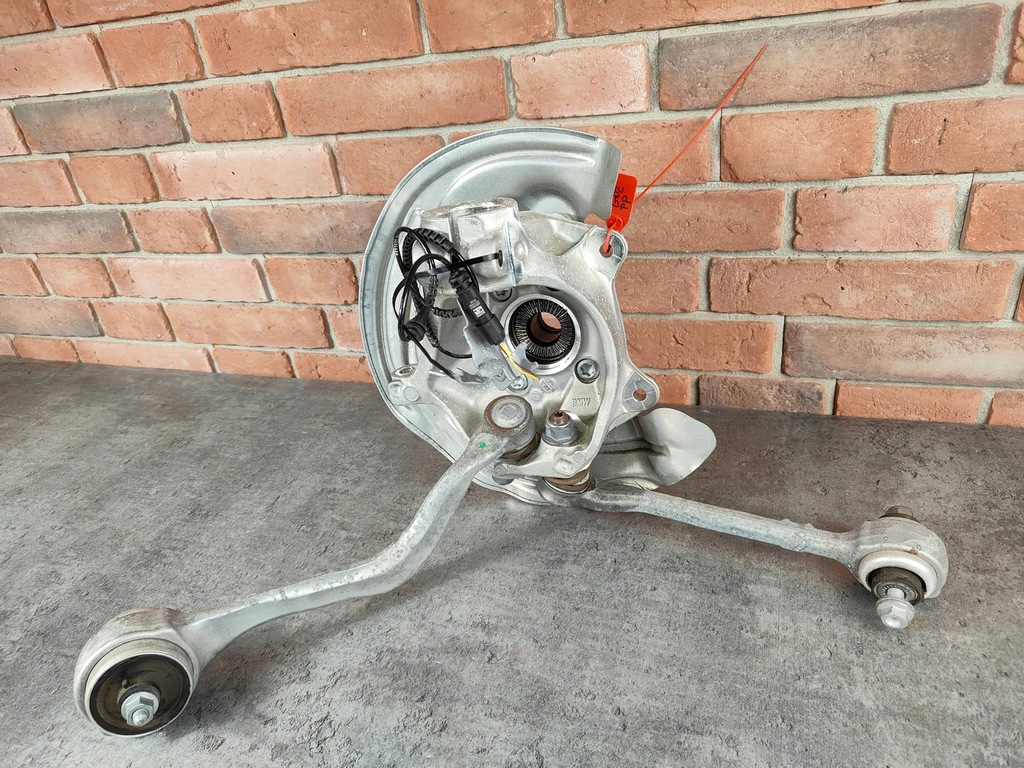 BMW G01 X3 G02 X4 Δεξιά Διακόπτης Swingarm Δεξιά μπροστά 6882598 Product image