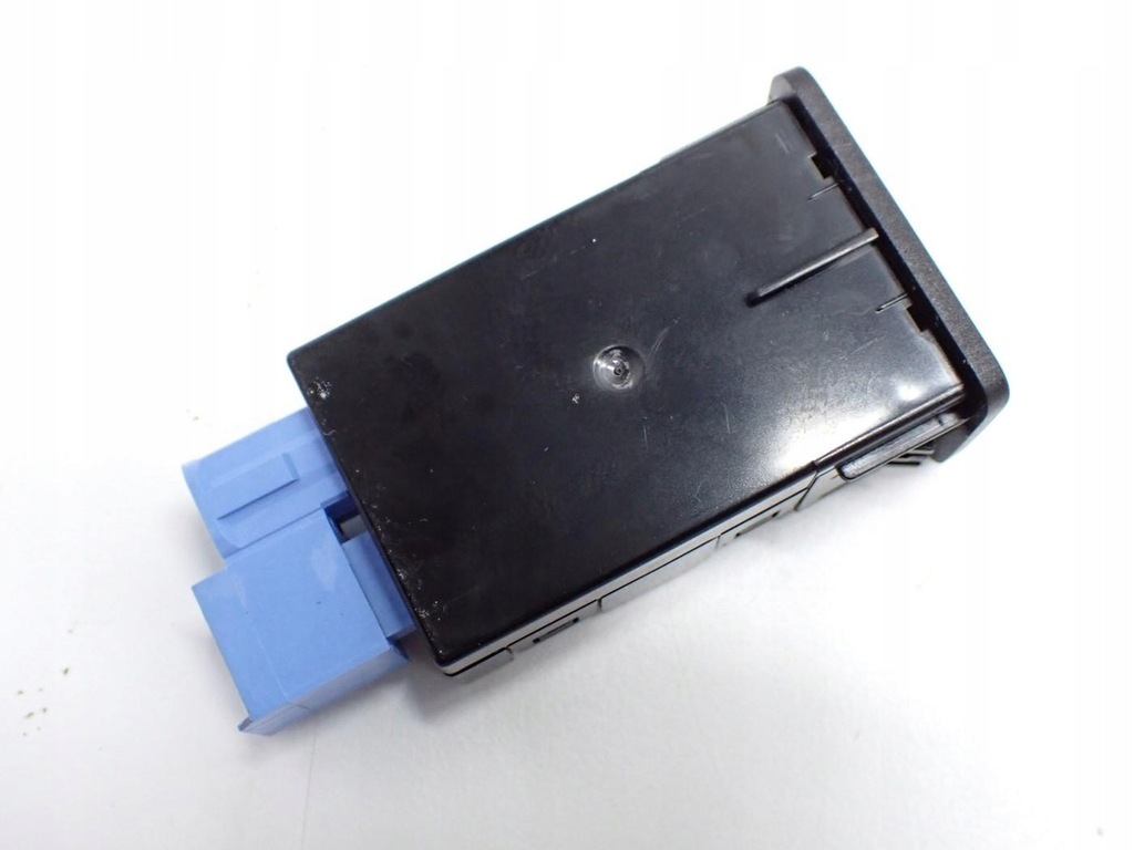 Θύρα φωλιά USB C Europa A2478207302 Mercedes CLA II C118 X118 24R Product image