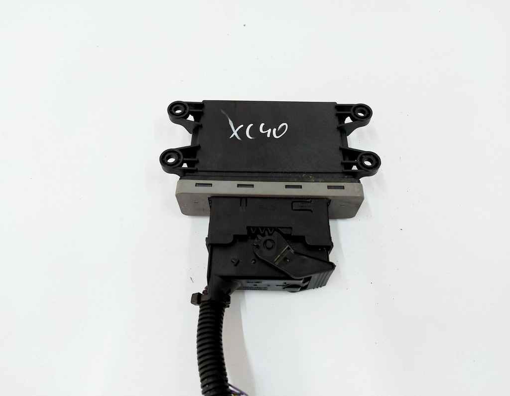VOLVO XC40 19 Μονάδα προγράμματος οδήγησης AdBlue 3224878 Product image