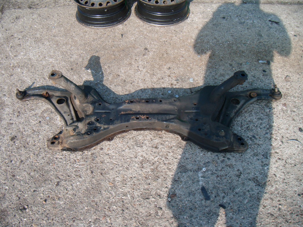 TOYOTA YARIS I 1 99-06 1.4 D4D WÓZEK SANKI BELKA SILNIKA KOŁYSKA Product image