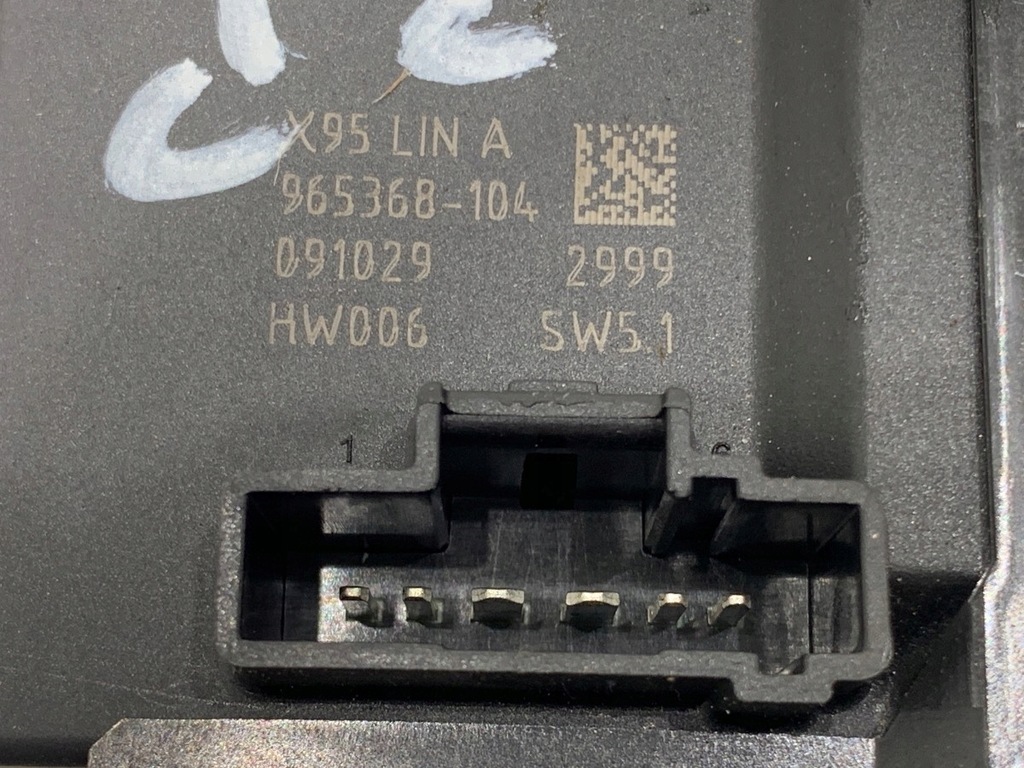 Δεξιά παρμπρίζ Renault Megane III 807300004r kombi Product image