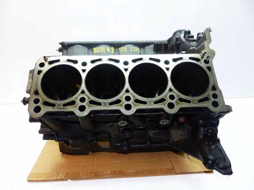 AUDI A8 D4 4H 4.2 TDI CDS CYLINDER BLOCK Product image