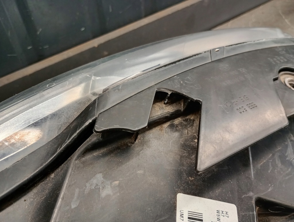 3C0941005Q Αριστερά προβολέας VW Passat B6 Hella Product image