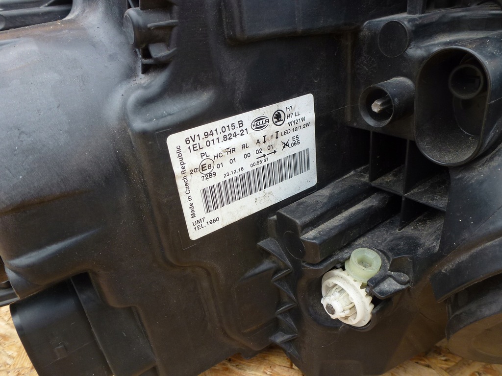 ΦΩΤΙΣΤΙΚΟ ΜΠΡΟΣ ΑΡΙΣΤΕΡΟ SKODA FABIA III 6V1941015B HELLA Product image