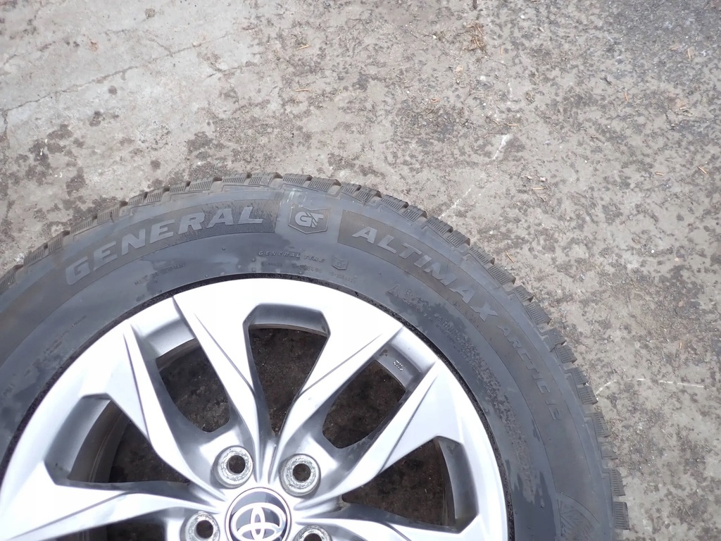 Ζάντες αλουμινίου 17 με ελαστικά 235/65 R17 108T M+S Toyota Sienna 2021 Product image