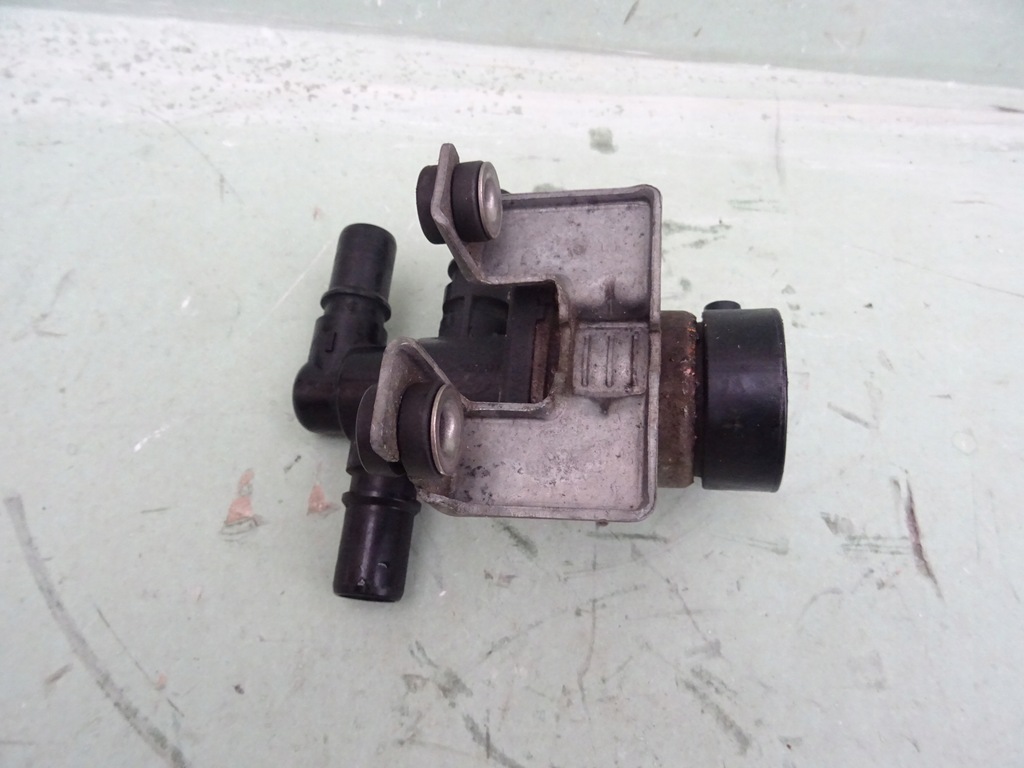 ΤΡΙΔΟΜΗ ΒΑΛΒΙΔΑ 3WAY HYUNDAI IONIQ 5 375W3-GI000 Product image