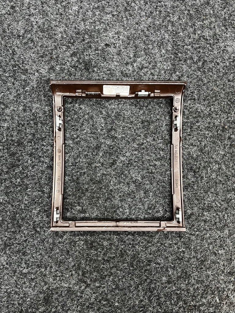 Centor Frame, Κεντρική κονσόλα, ξύλο VW Touareg 7L6863337E Product image