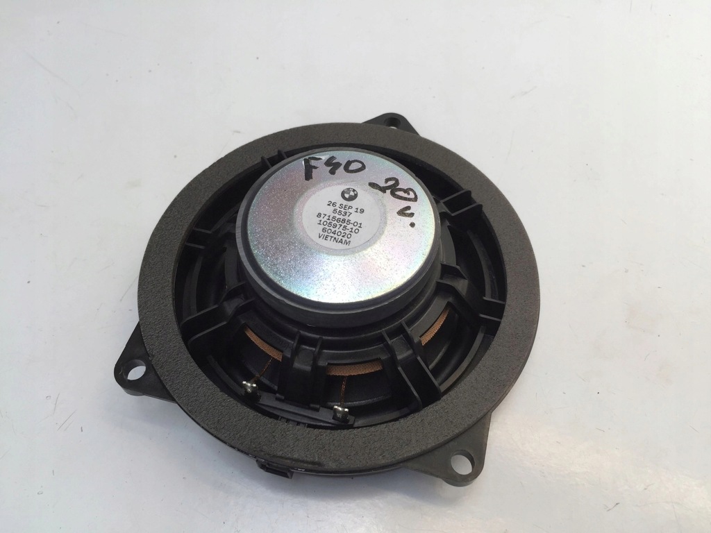 BMW 1 F40 ΘΥΡΤΑ ΜΕΣΑΙΑ ΗΧΕΙΟ 8715685 Product image